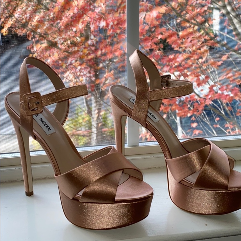 Steve Madden smitten blush heels